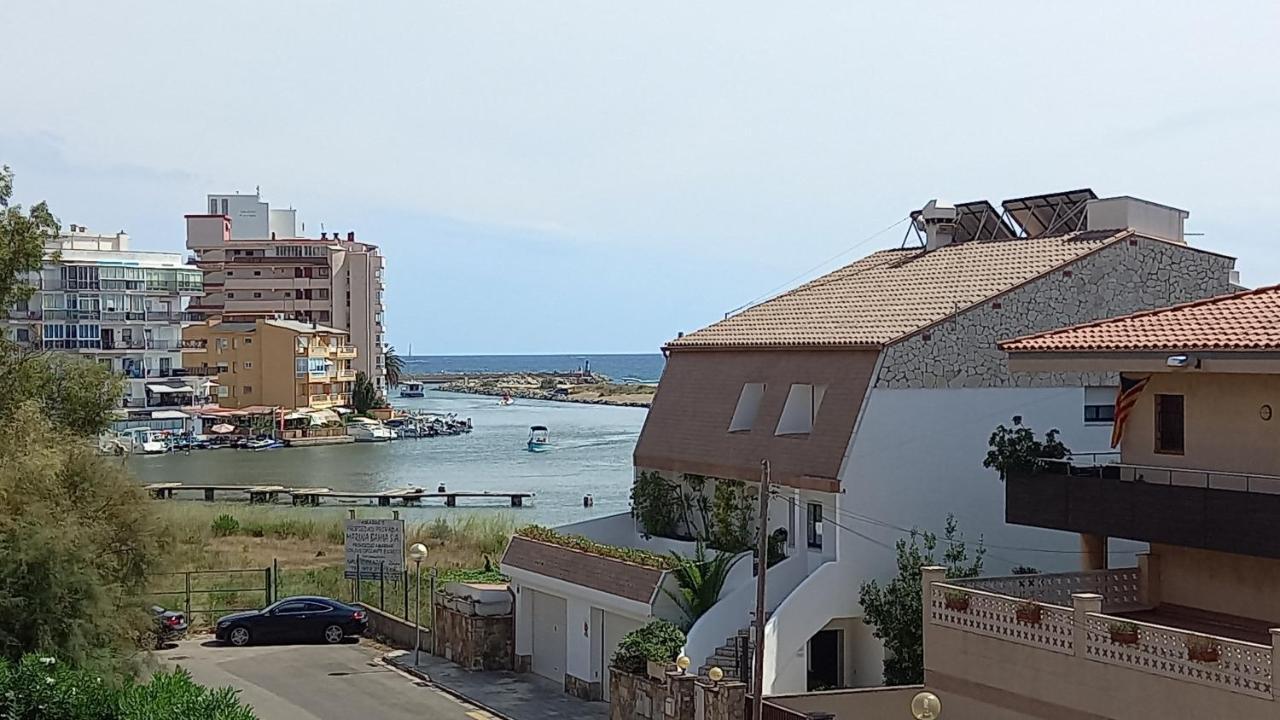 Estudio Roses Con Terraza, Vistas Canal Y Mar Esterno foto